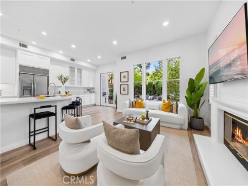 2517 Tequestra , Tustin, CA