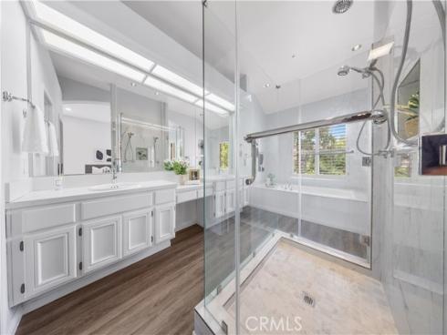 2517 Tequestra , Tustin, CA