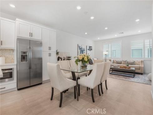 285  Lodestar  , Tustin, CA