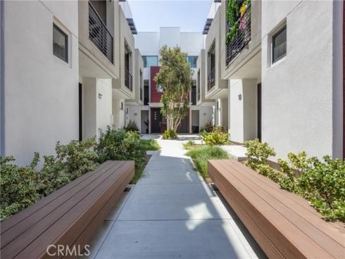 285  Lodestar  , Tustin, CA