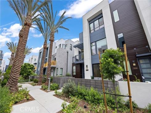 2132 Skylar Place, Tustin, CA