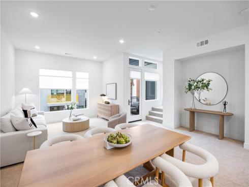 2132 Skylar Place, Tustin, CA