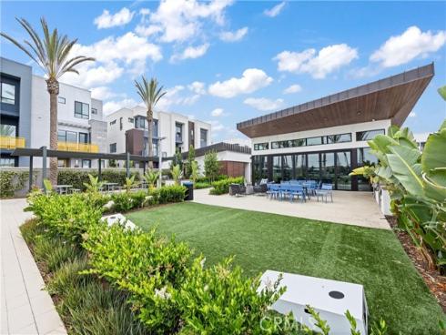 2132 Skylar Place, Tustin, CA