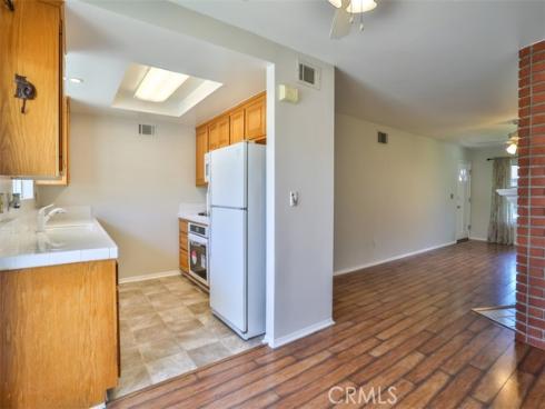 17621 17th 16D Street, Tustin, CA