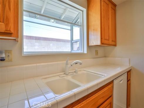 17621 17th 16D Street, Tustin, CA