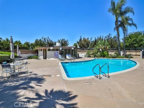 17621 17th 16D Street, Tustin, CA