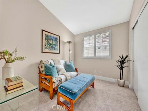 13071 Arborwalk Lane, Tustin, CA