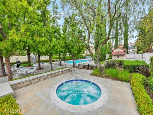 13071 Arborwalk Lane, Tustin, CA