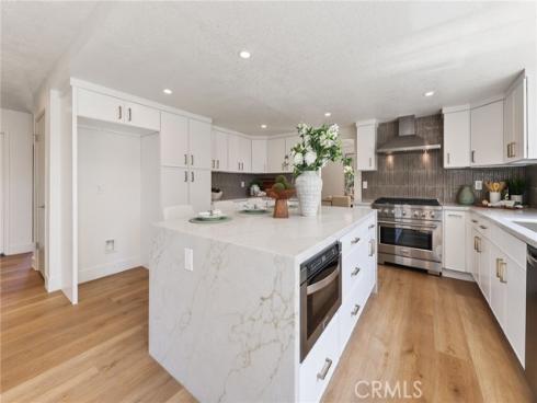 13621 Fairmont Way, Tustin, CA