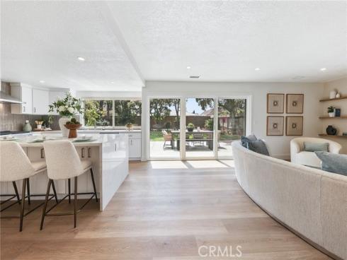 13621 Fairmont Way, Tustin, CA