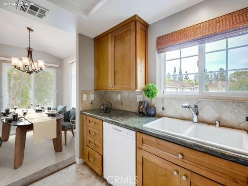 253 Gallery Way, Tustin, CA