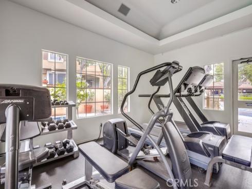 253 Gallery Way, Tustin, CA