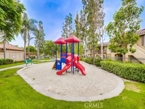 253 Gallery Way, Tustin, CA