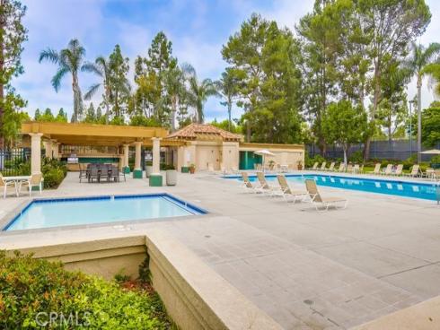 253 Gallery Way, Tustin, CA