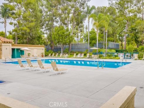 253 Gallery Way, Tustin, CA