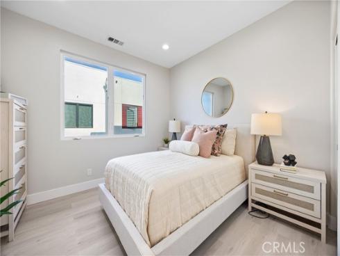 225 Waypoint , Tustin, CA