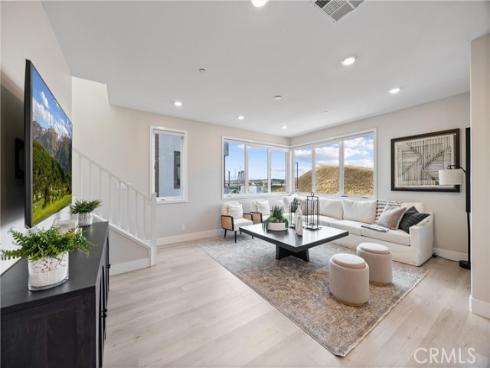 225 Waypoint , Tustin, CA