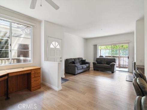 2960 Champion 1006 Way, Tustin, CA