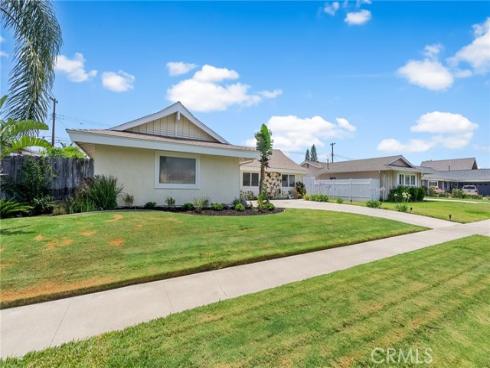 13332 Diamond Head Drive, Tustin, CA