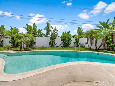 13332 Diamond Head Drive, Tustin, CA