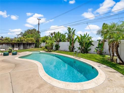 13332 Diamond Head Drive, Tustin, CA