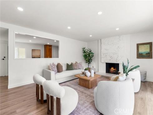 13332 Diamond Head Drive, Tustin, CA