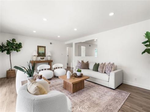 13332 Diamond Head Drive, Tustin, CA