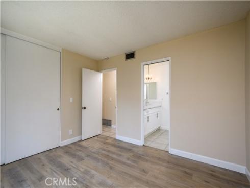 1881 Mitchell 8 Avenue, Tustin, CA