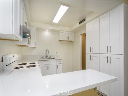 1881 Mitchell 8 Avenue, Tustin, CA