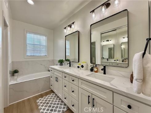 13390 Savanna , Tustin, CA