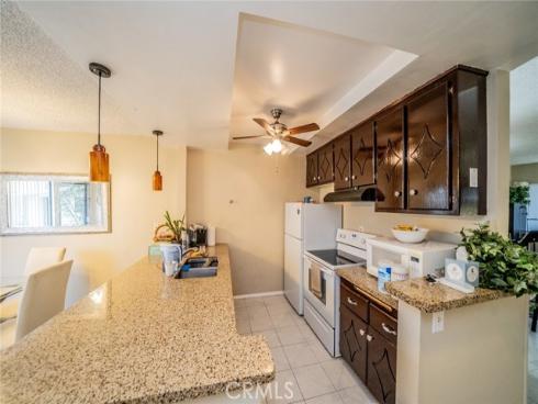 631 W 6th D Street, Tustin, CA