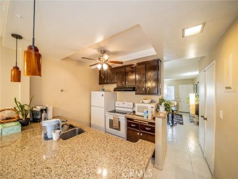 631 W 6th D Street, Tustin, CA