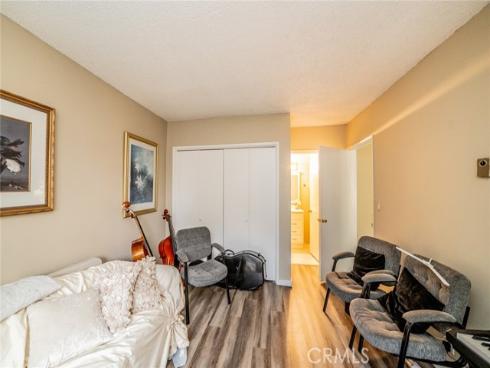 631 W 6th D Street, Tustin, CA