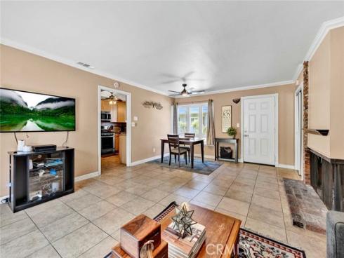 1125 E 1st   Street, Tustin, CA