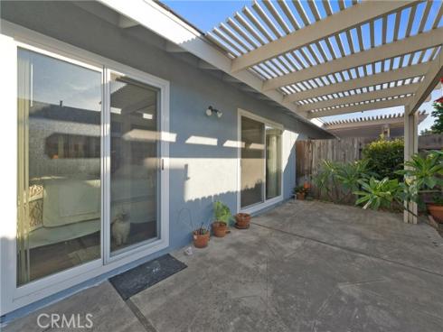 1076  Mitchell   Avenue, Tustin, CA