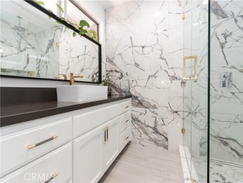 14802  Newport Avenue  18C , Tustin, CA