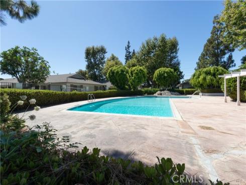 14802  Newport Avenue  18C , Tustin, CA