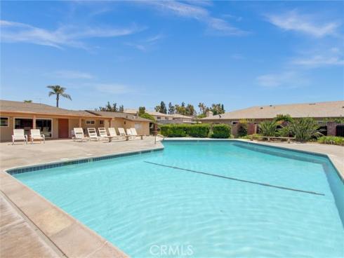 1881  Mitchell  63  Avenue, Tustin, CA