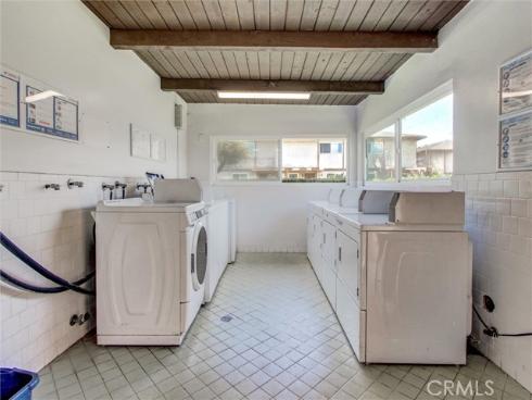 1881  Mitchell  63  Avenue, Tustin, CA