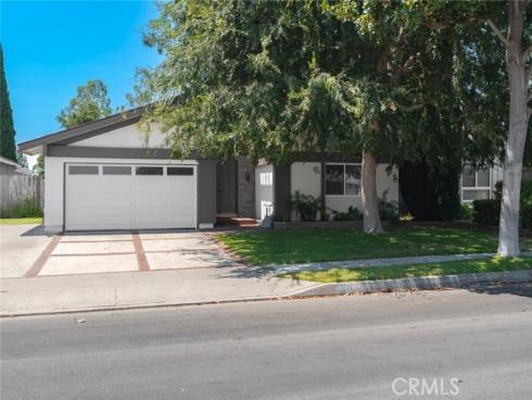1752  Green Meadow   Avenue, Tustin, CA