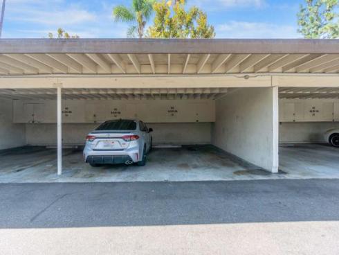 15500  Tustin Village  #15  Way, Tustin, CA