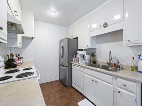 15500  Tustin Village  #15  Way, Tustin, CA