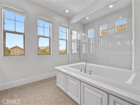 37  Preston Pl  , Tustin, CA