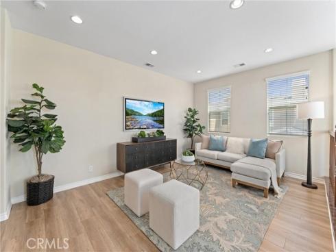 3229  Larkspur   Street, Tustin, CA