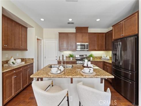 3229  Larkspur   Street, Tustin, CA