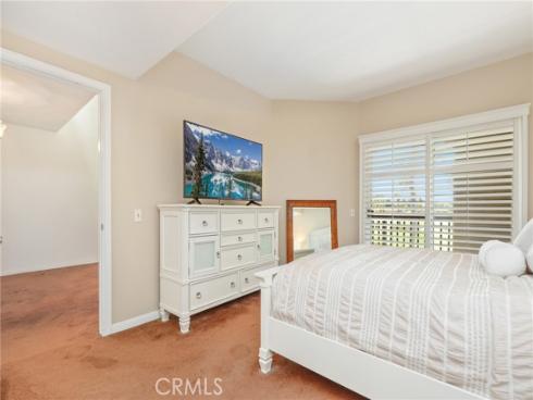 2960  Champion  1208  Way, Tustin, CA