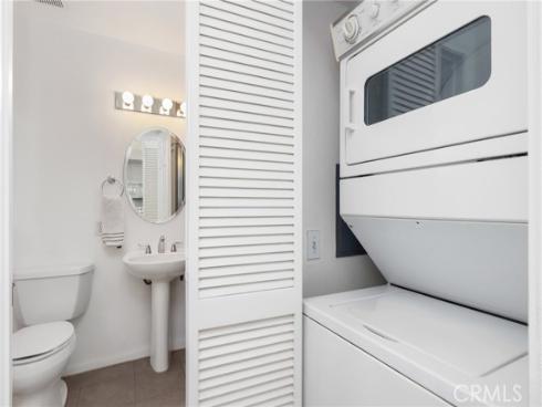 2960  Champion  1208  Way, Tustin, CA