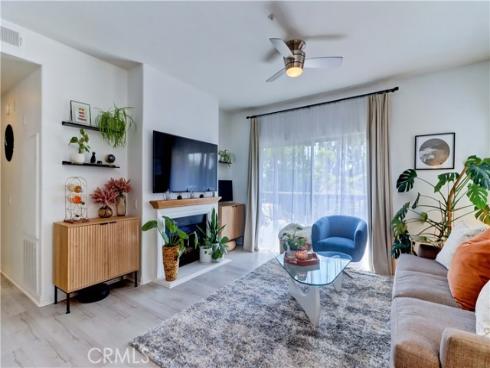 2960  Champion  1814  Way, Tustin, CA