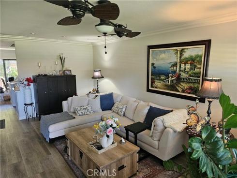 654 W Main  B  Street, Tustin, CA