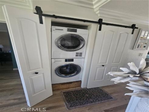 654 W Main  B  Street, Tustin, CA